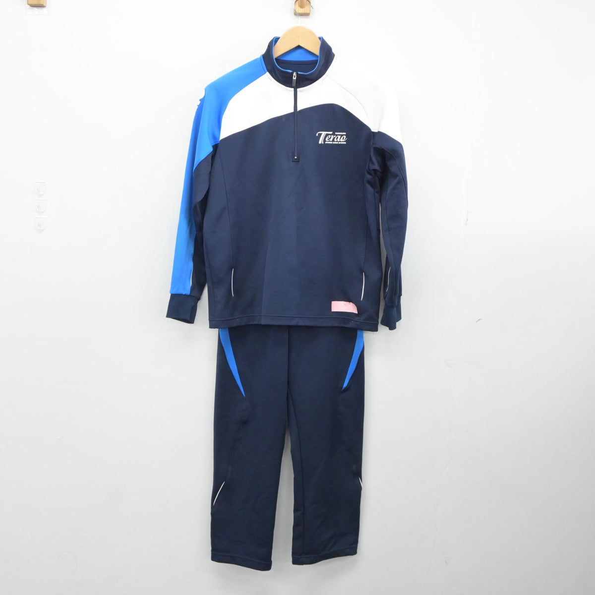 【中古】神奈川県 寺尾中学校 女子制服 2点（ジャージ 上・ジャージ 下）sf025370