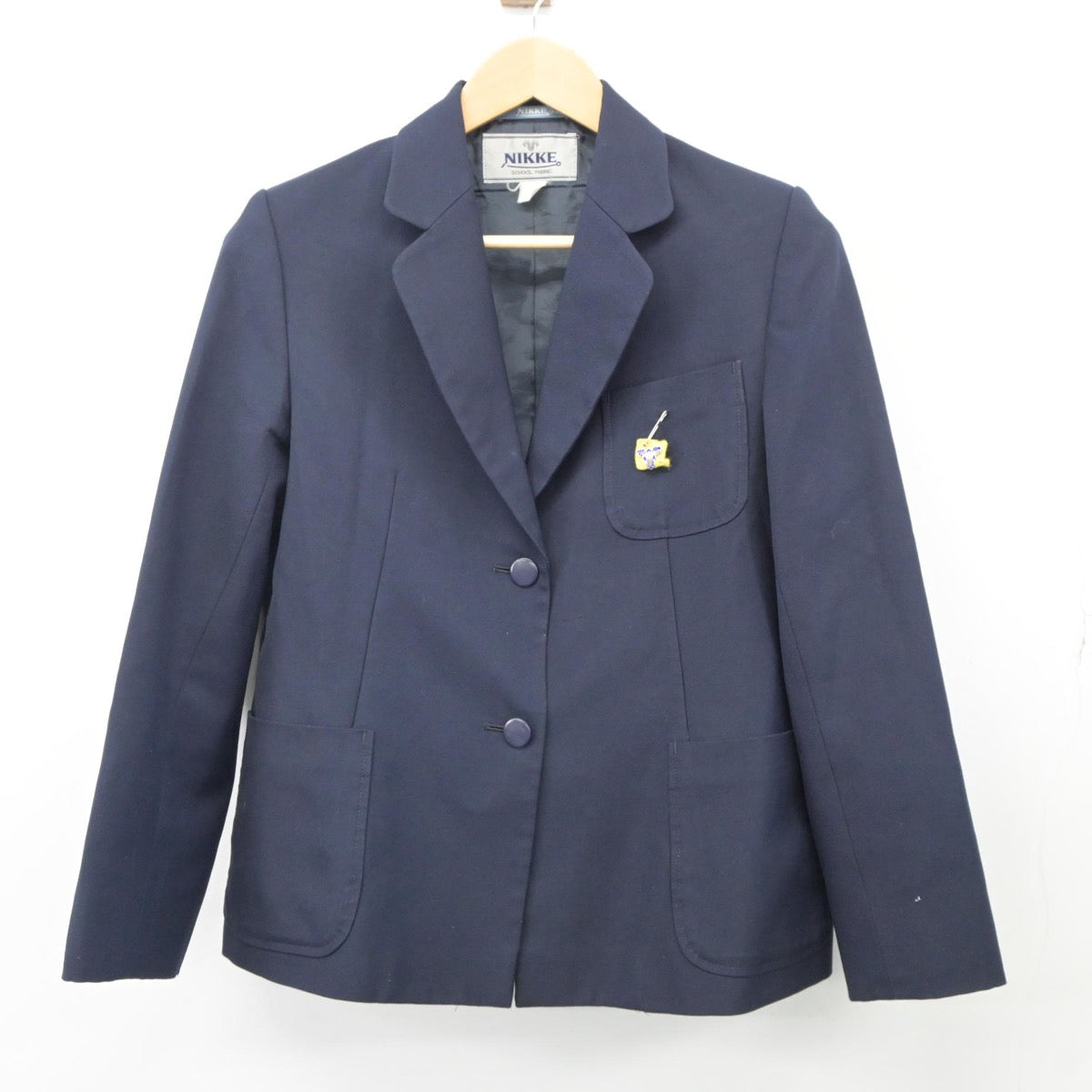 【中古】神奈川県 久里浜中学校 女子制服 3点（ブレザー・スカート）sf025402