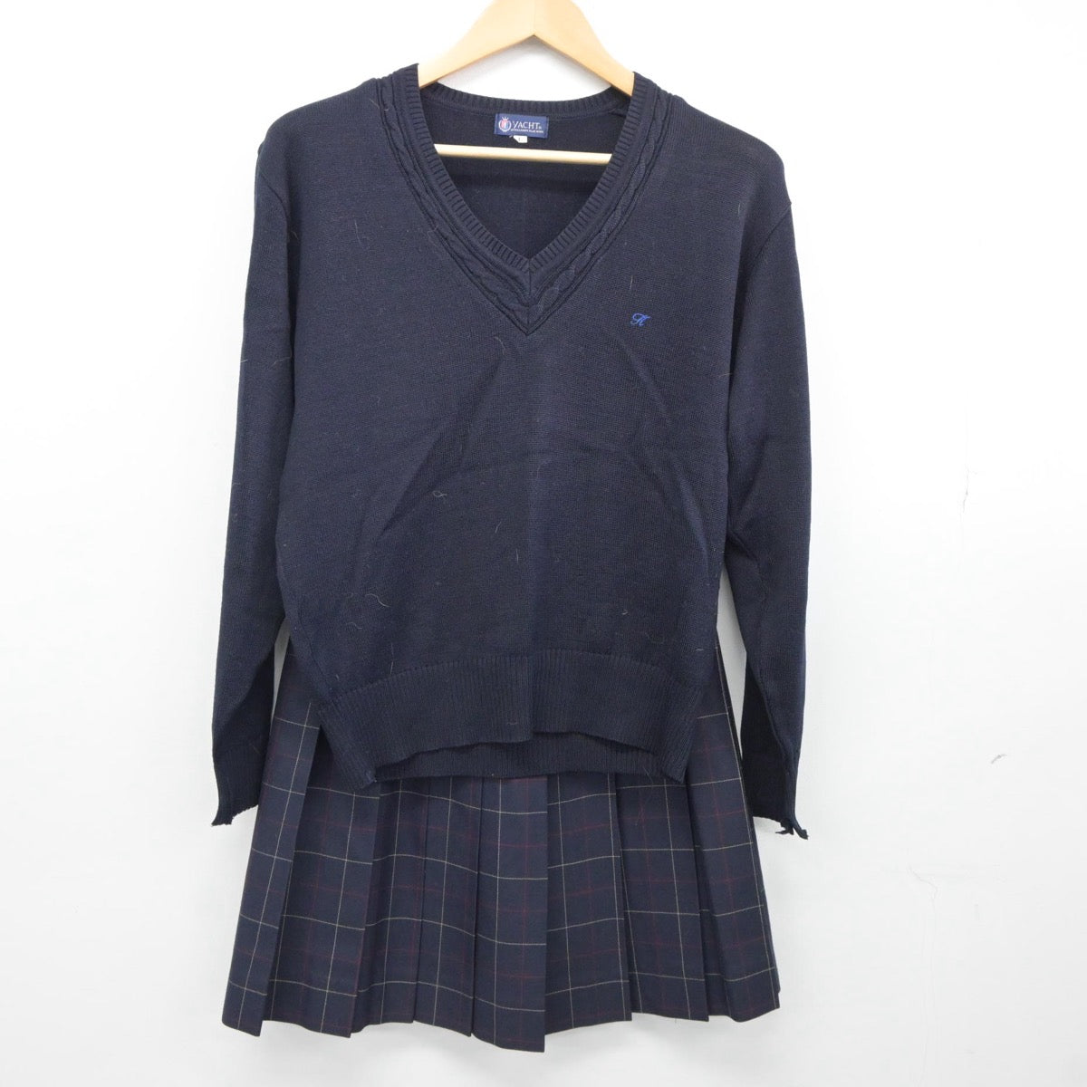 【中古】東京都 吉祥女子中学高等学校 女子制服 3点（ニット・スカート・スカート）sf025442