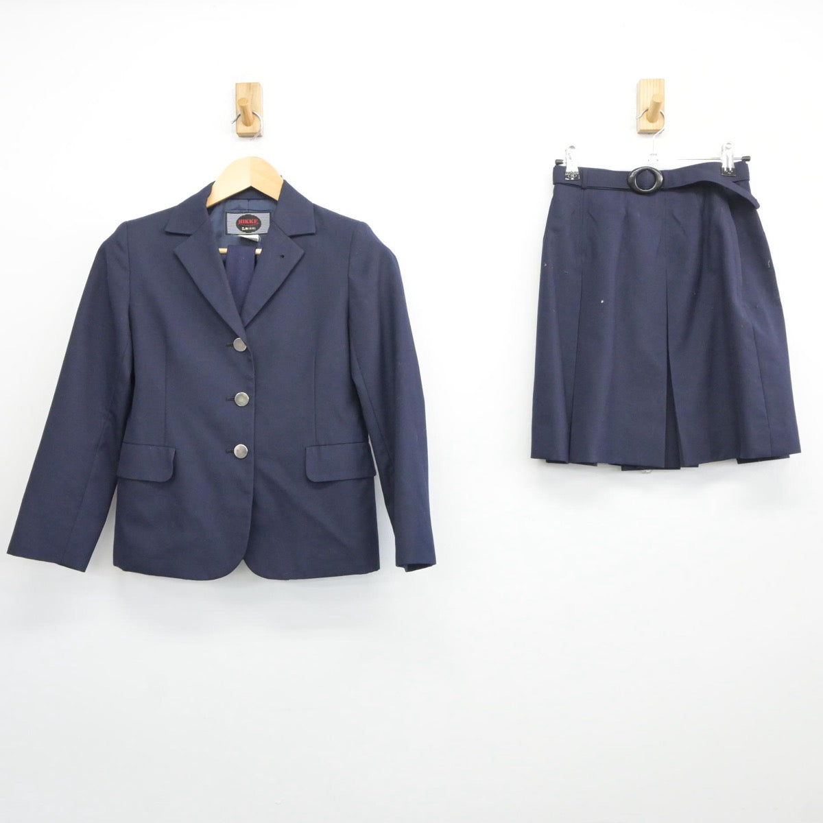 【中古】神奈川県 横浜東高等学校 女子制服 4点（ブレザー・スカート）sf025461