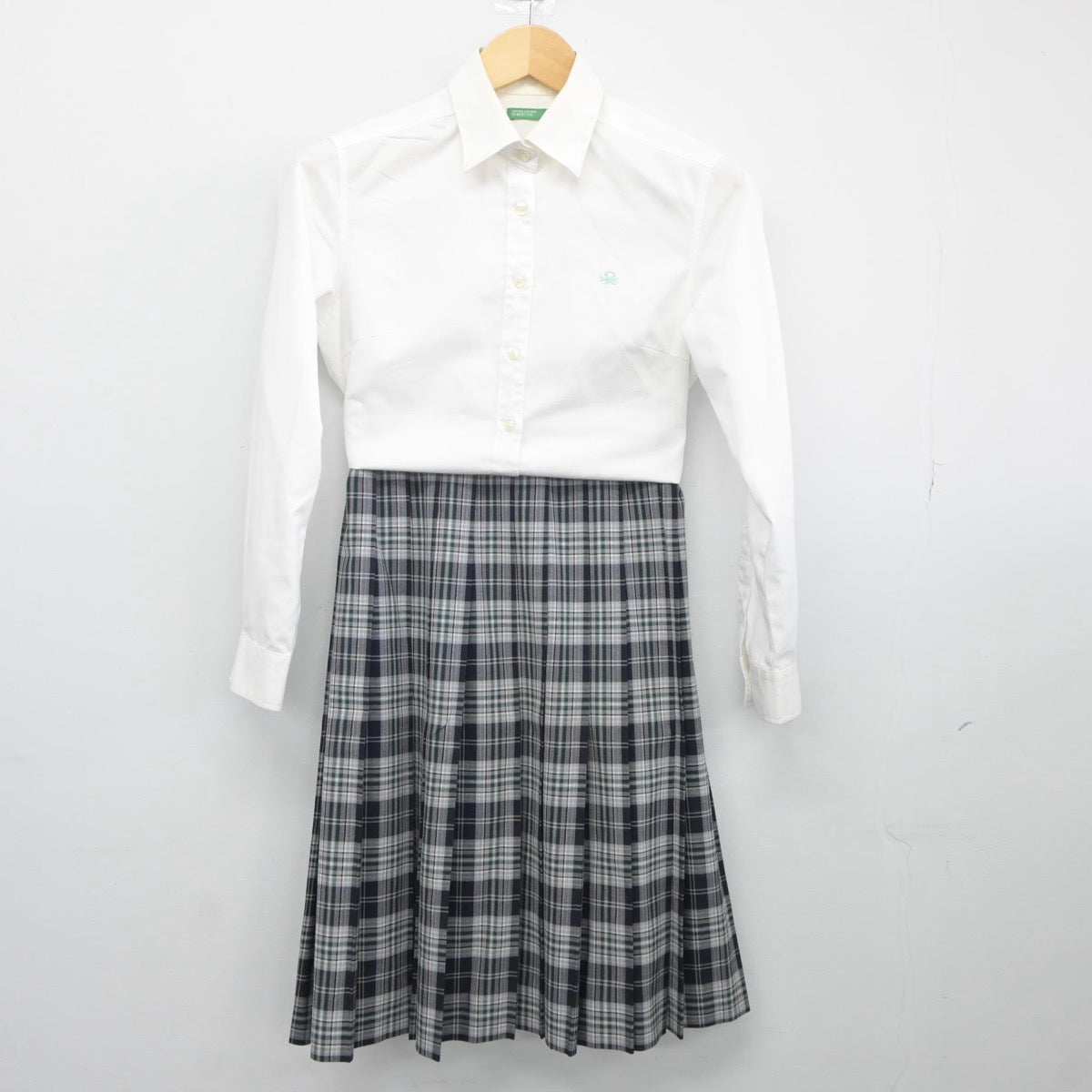 【中古】大阪府 城南学園高等学校 女子制服 2点（シャツ・スカート）sf025472