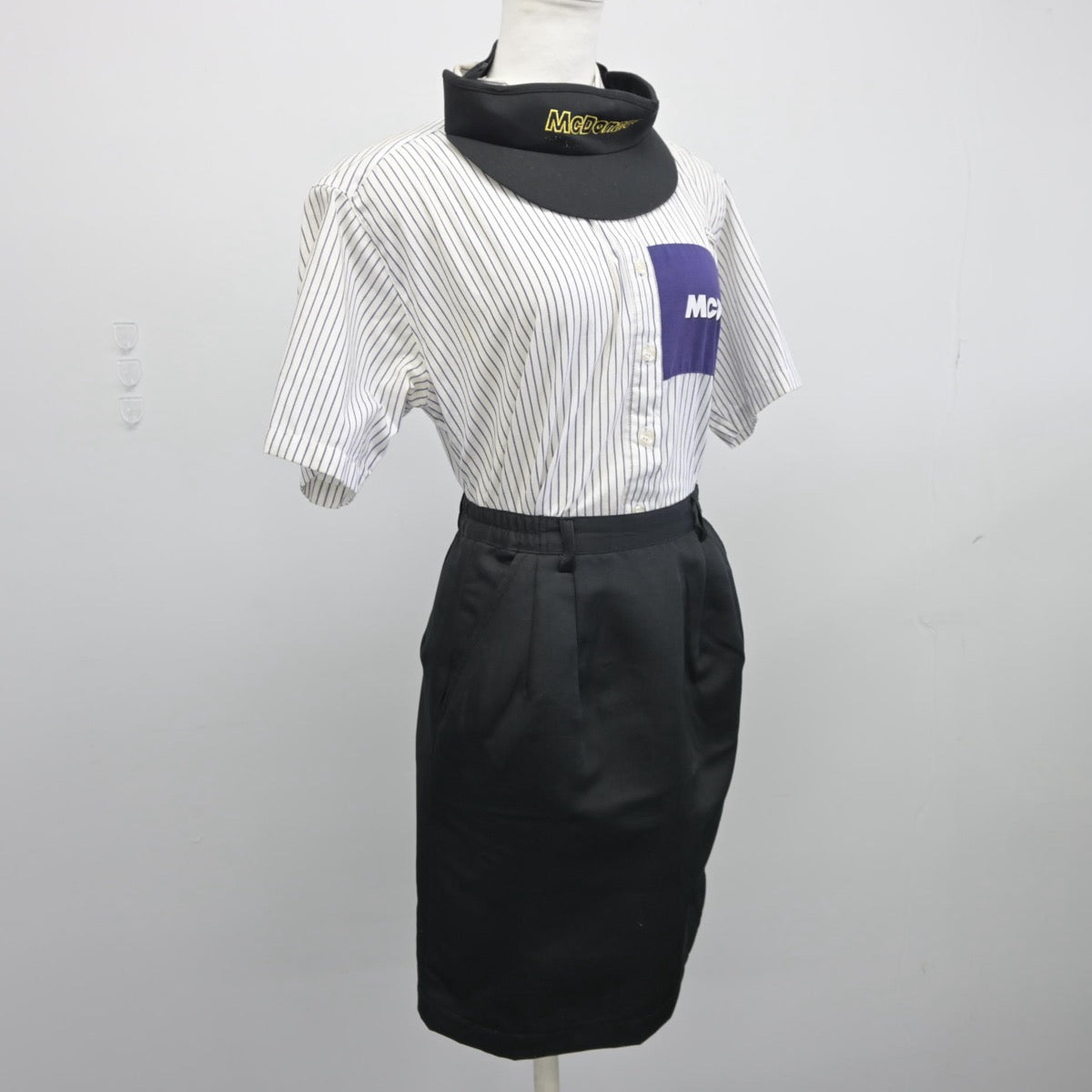 【中古】 マクドナルド 女子制服 2点（シャツ・スカート）sf025477