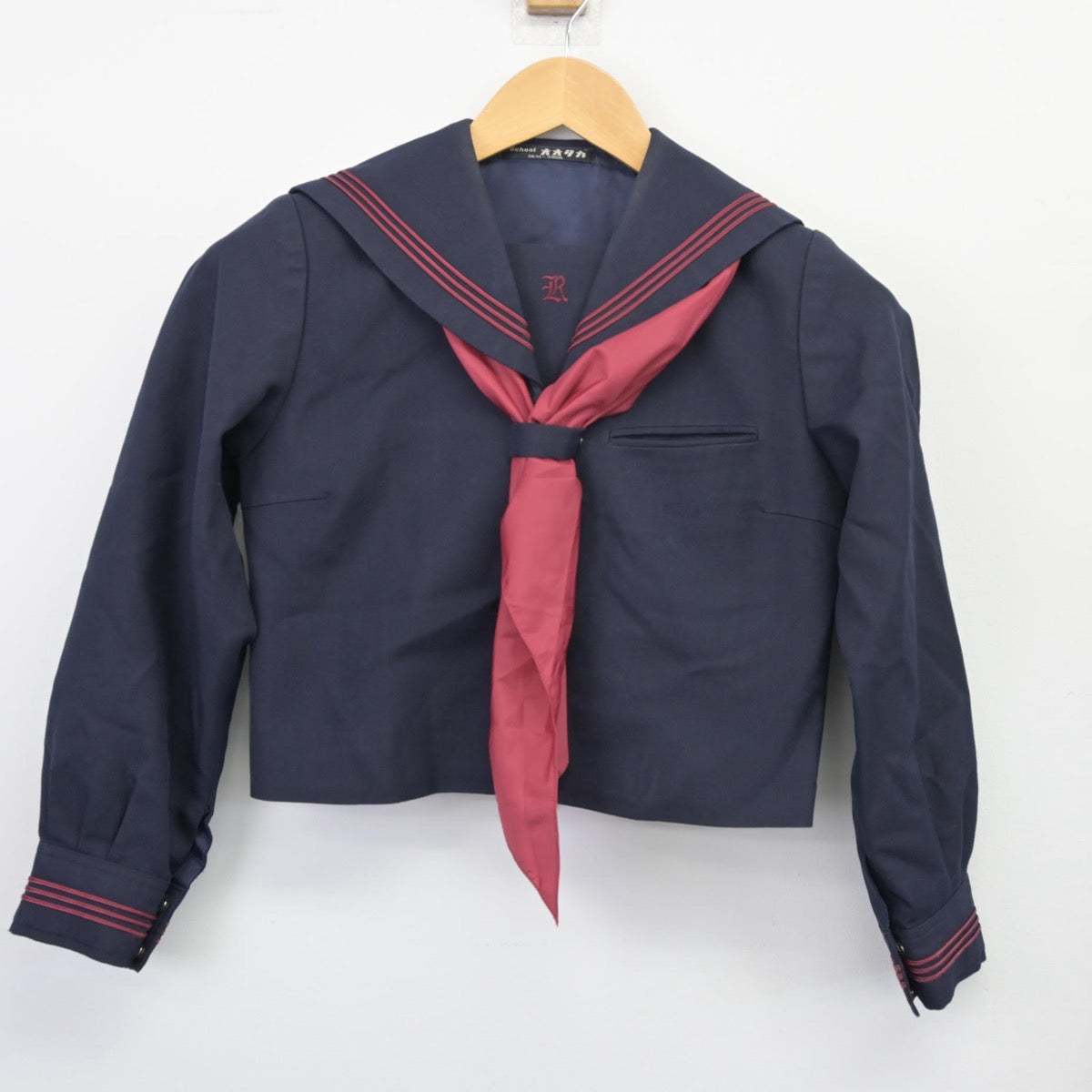 【中古】東京都 墨田区立両国中学校 女子制服 3点（セーラー服・ジャンパースカート）sf025491