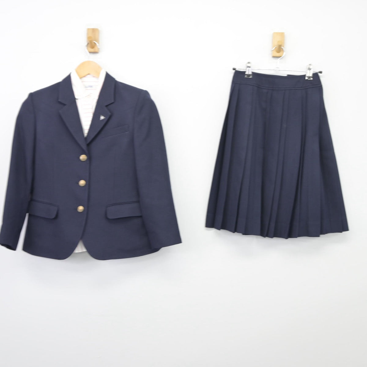 【中古】広島県 井口高等学校 女子制服 3点（ブレザー・シャツ・スカート）sf025515