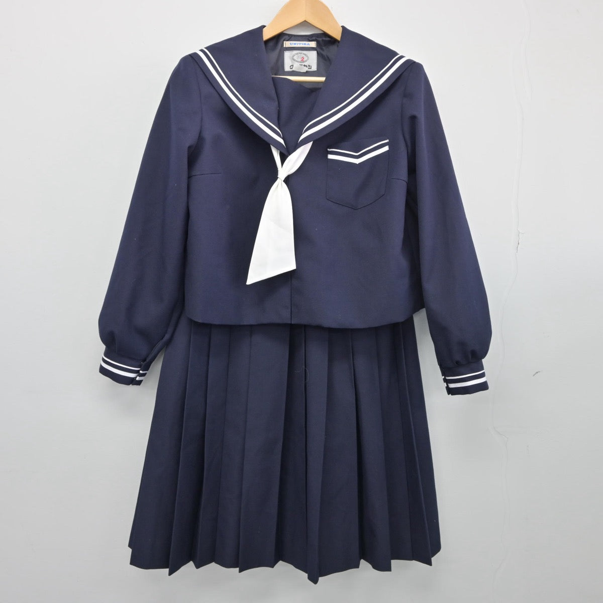 【中古】静岡県 江西中学校 女子制服 3点（セーラー服・スカート）sf025541