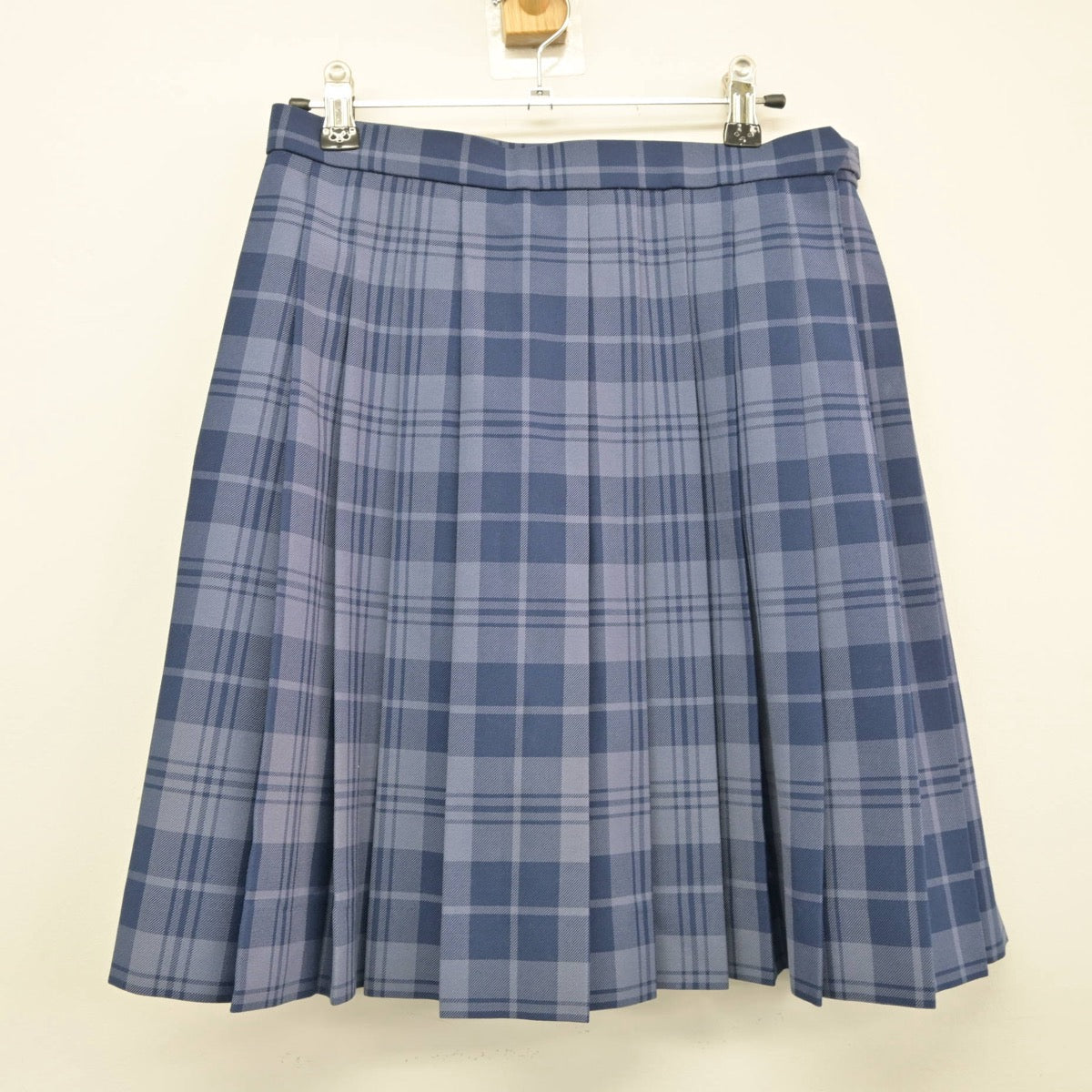 【中古】神奈川県 秦野曽屋高等学校 女子制服 2点（シャツ・スカート）sf025560