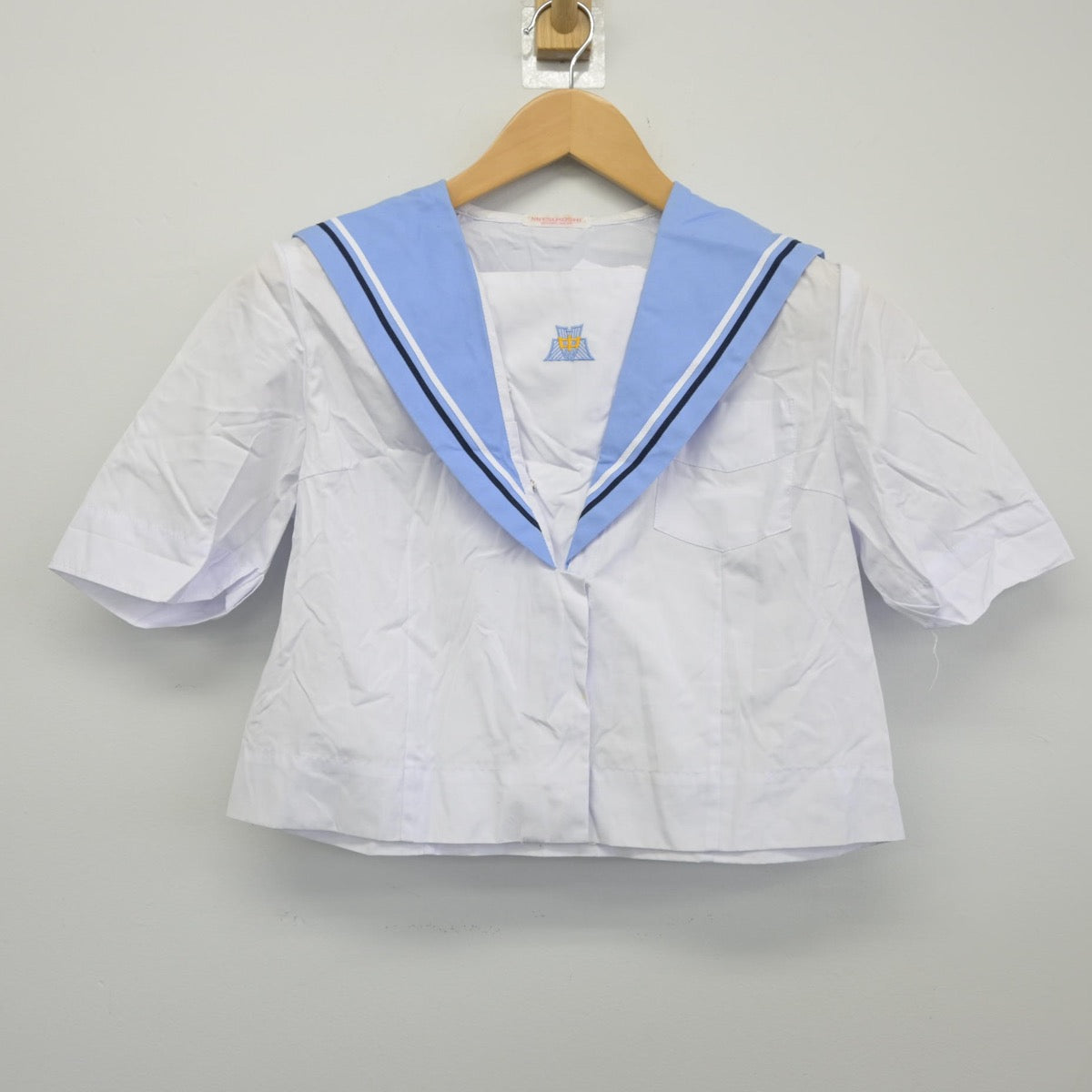 【中古】千葉県 貝塚中学校 女子制服 2点（セーラー服・スカート）sf025571