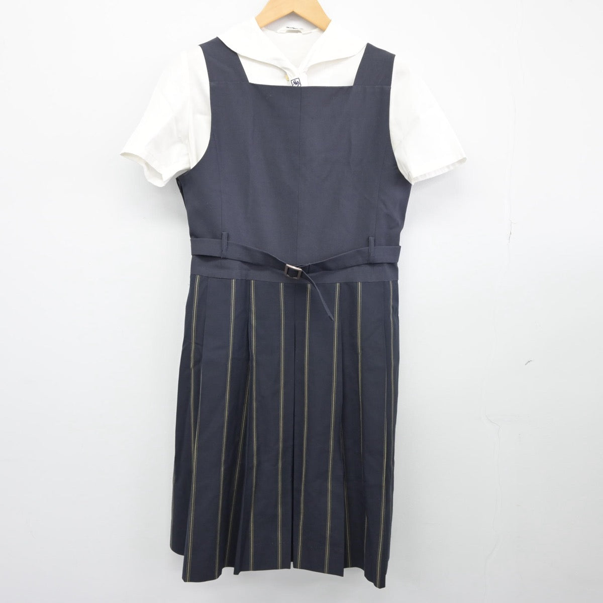 【中古】佐賀県 佐賀清和高等学校 女子制服 2点（シャツ・ジャンパースカート）sf025601