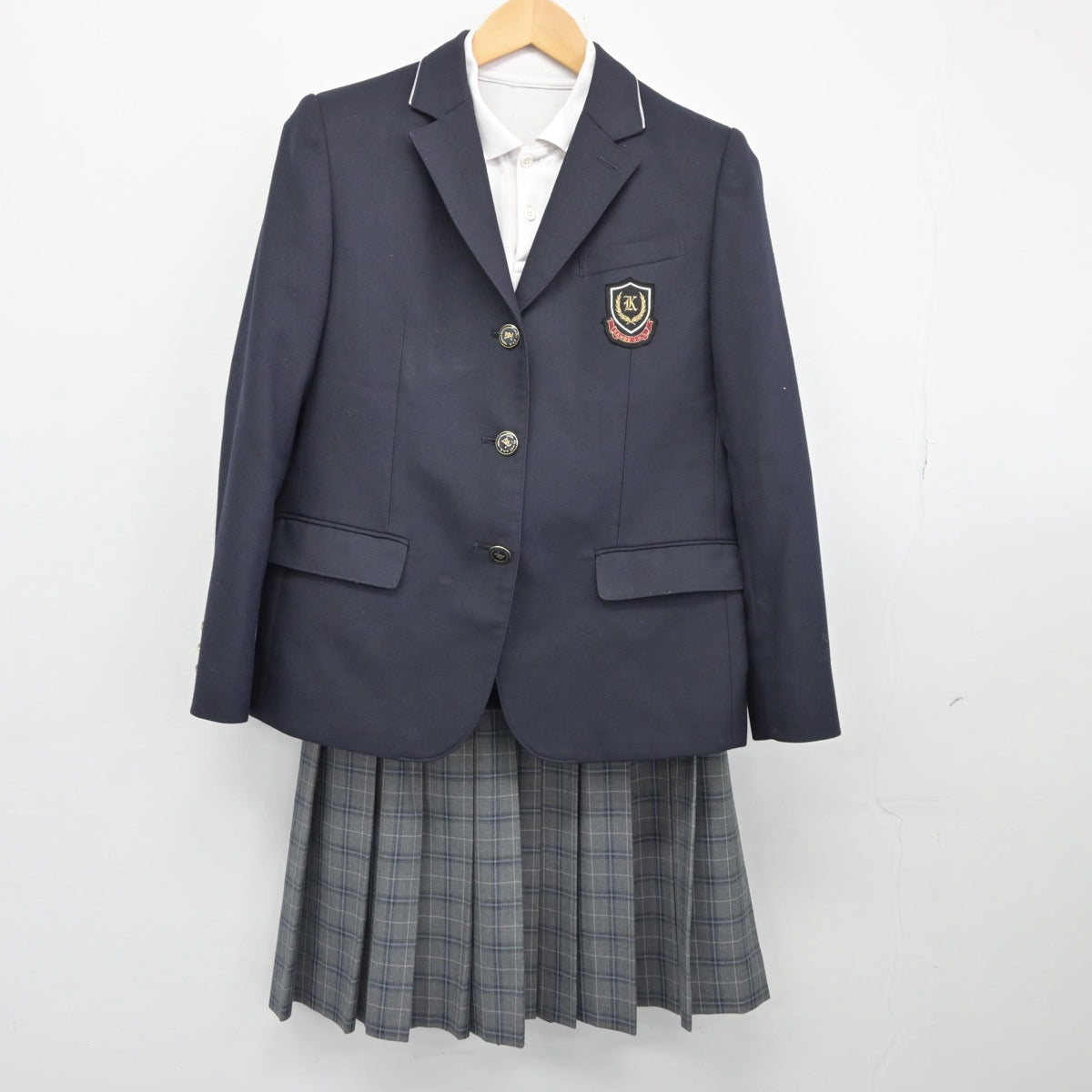 【中古】三重県 神戸中学校 女子制服 3点（ブレザー・シャツ・スカート）sf025602