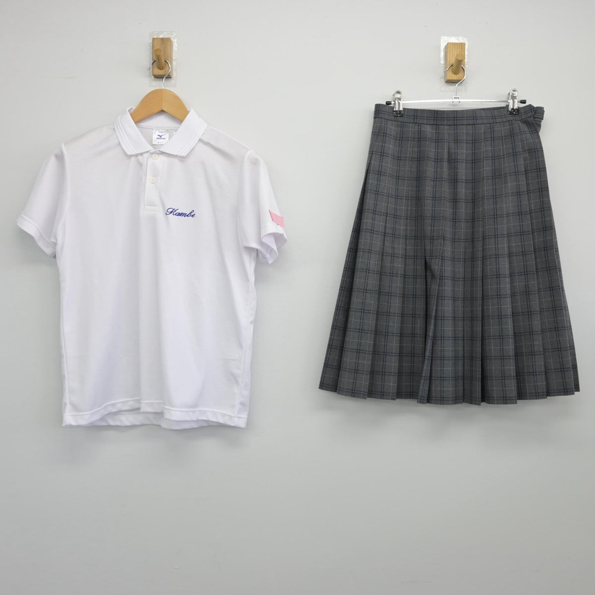 【中古】三重県 神戸中学校 女子制服 3点（シャツ・スカート）sf025603