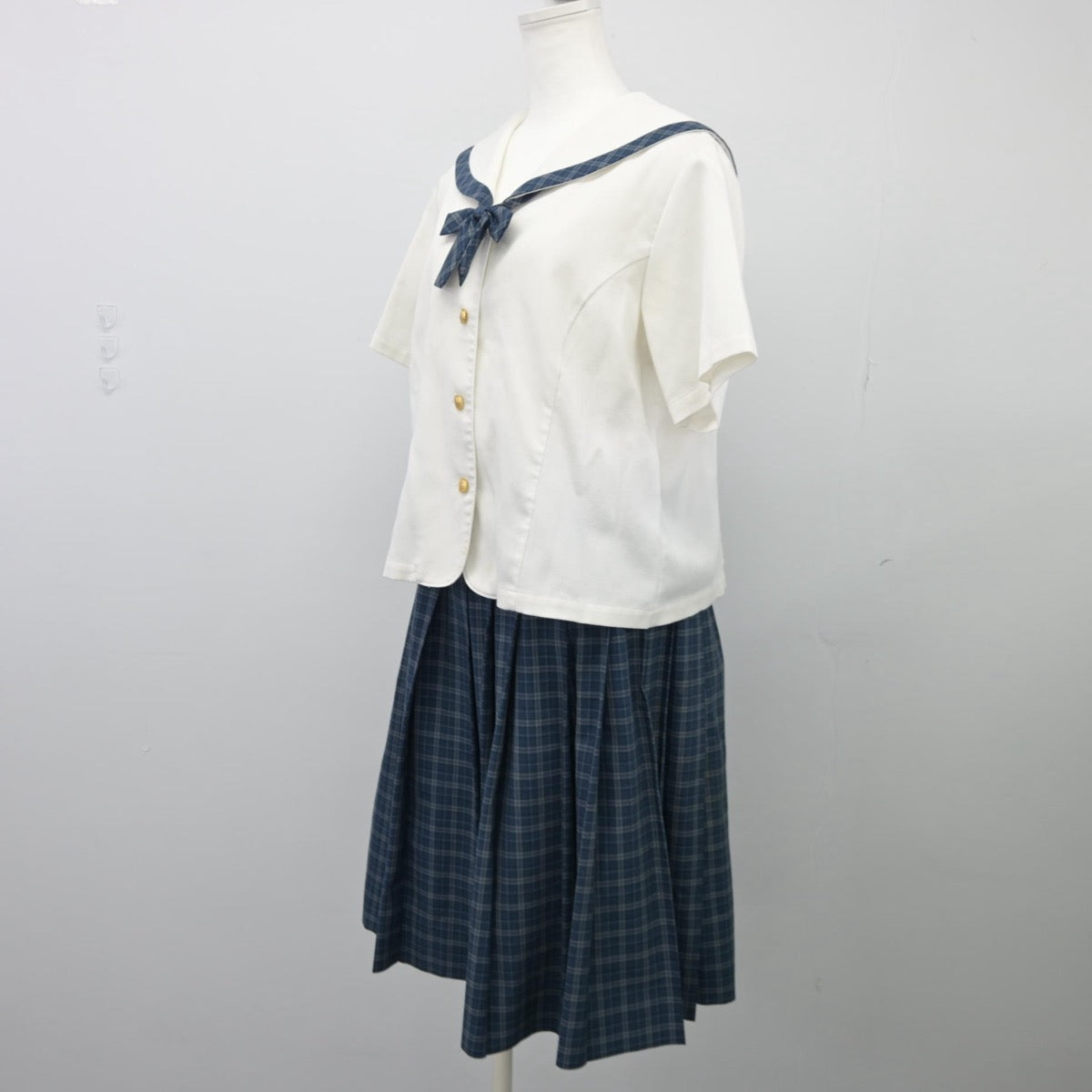 【中古】三重県 津商業高等学校 女子制服 3点（セーラー服・スカート）sf025611