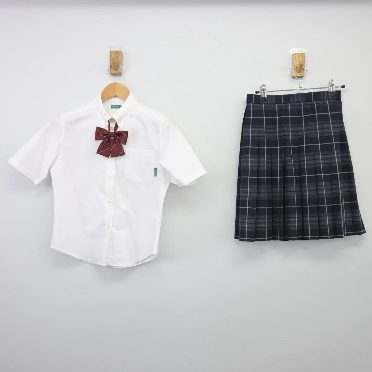 【中古】香川県 高松中央高等学校 女子制服 3点（シャツ・スカート）sf025618