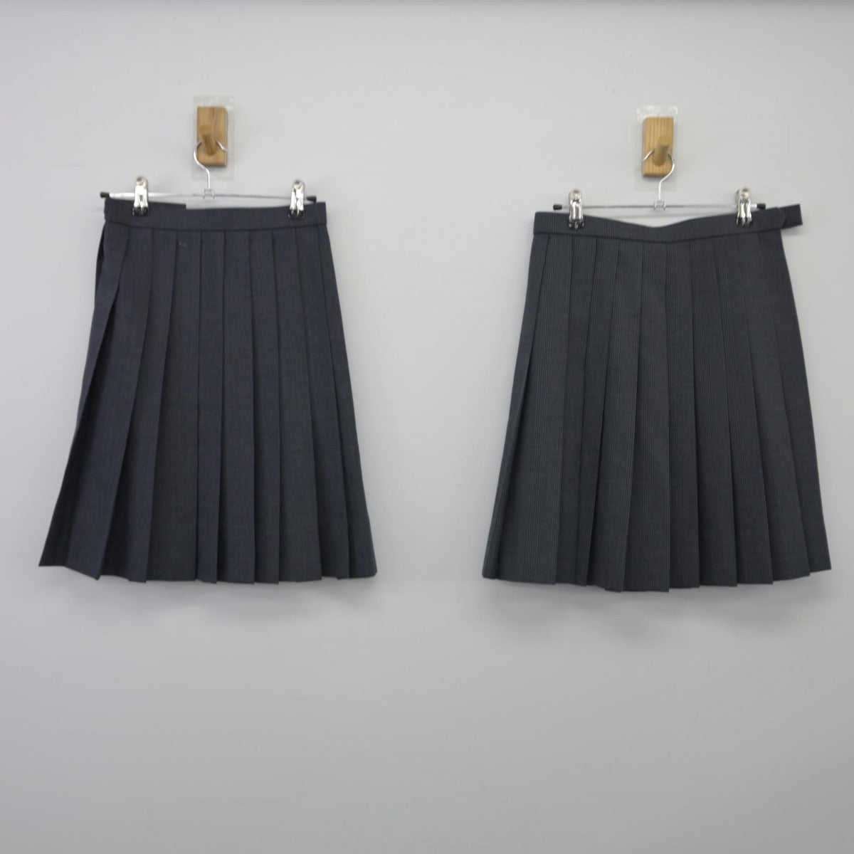 【中古】大阪府 吹田市立第一中学校 女子制服 3点（ブレザー・スカート）sf025654