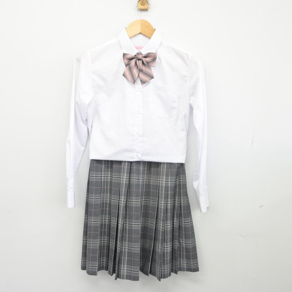 【中古】東京都 三鷹中等教育学校/前期制服 女子制服 3点（シャツ・スカート）sf025687