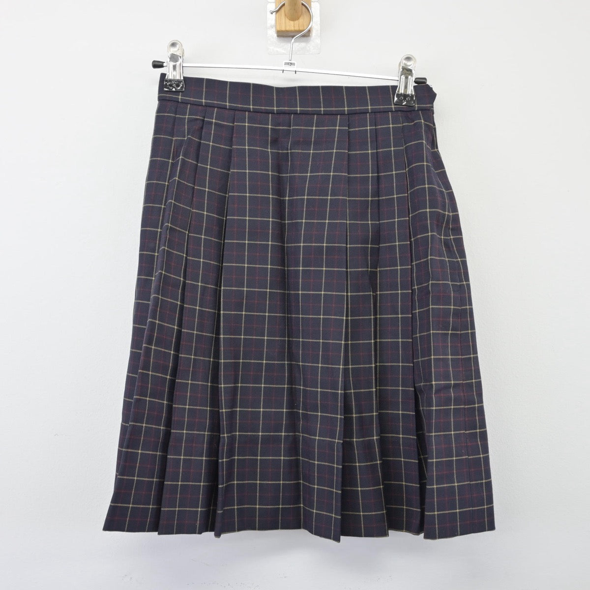 【中古】東京都 桜丘女子中学校 女子制服 4点（ブレザー・ニット・スカート）sf025720