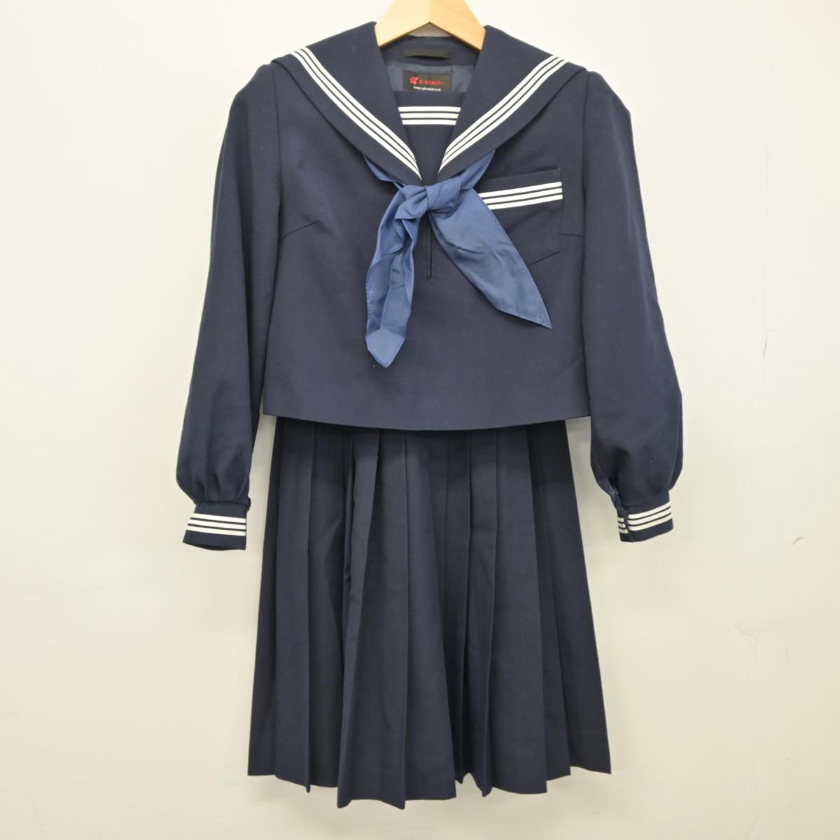 【中古】山口県 田布施中学校 女子制服 4点（セーラー服・スカート）sf025792