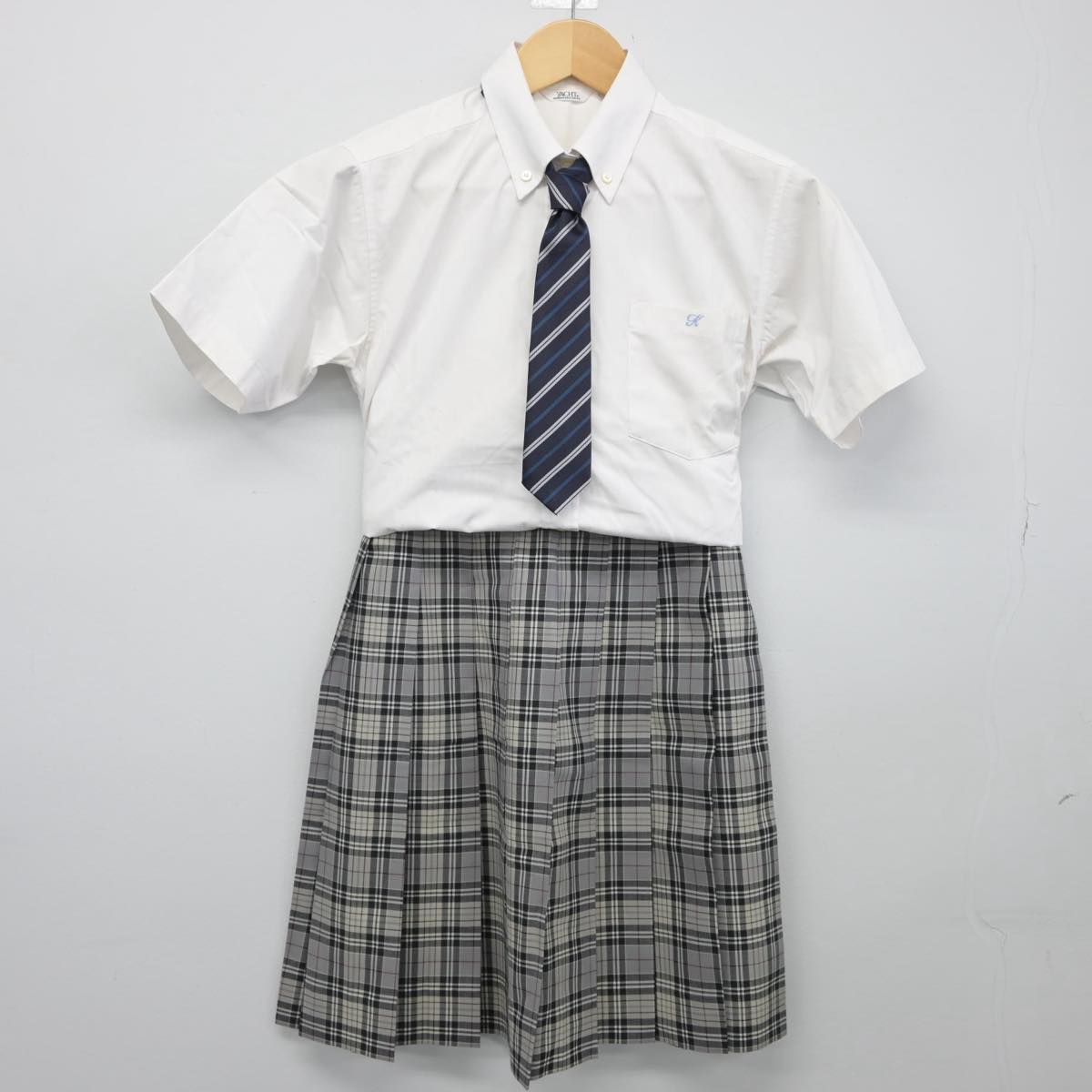 【中古】茨城県 霞ヶ浦高等学校 女子制服 3点（シャツ・スカート）sf025796