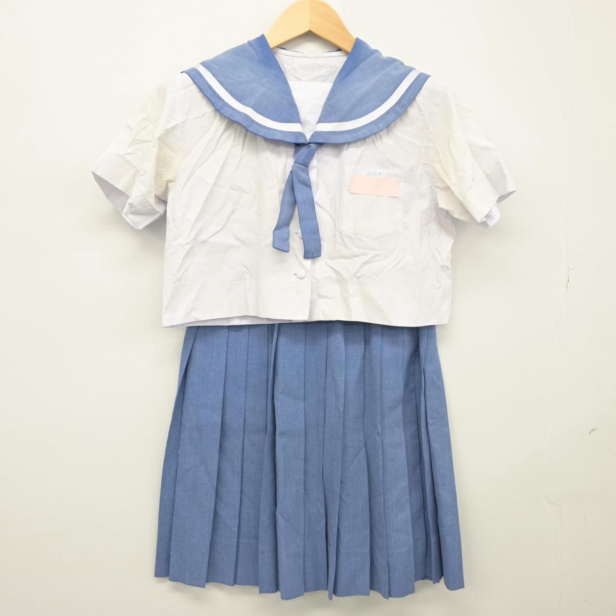 【中古】沖縄県 山内中学校 女子制服 3点（セーラー服・スカート）sf025906