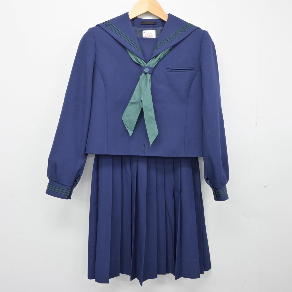 【中古】千葉県 八街南中学校 女子制服 3点（セーラー服・スカート）sf025914