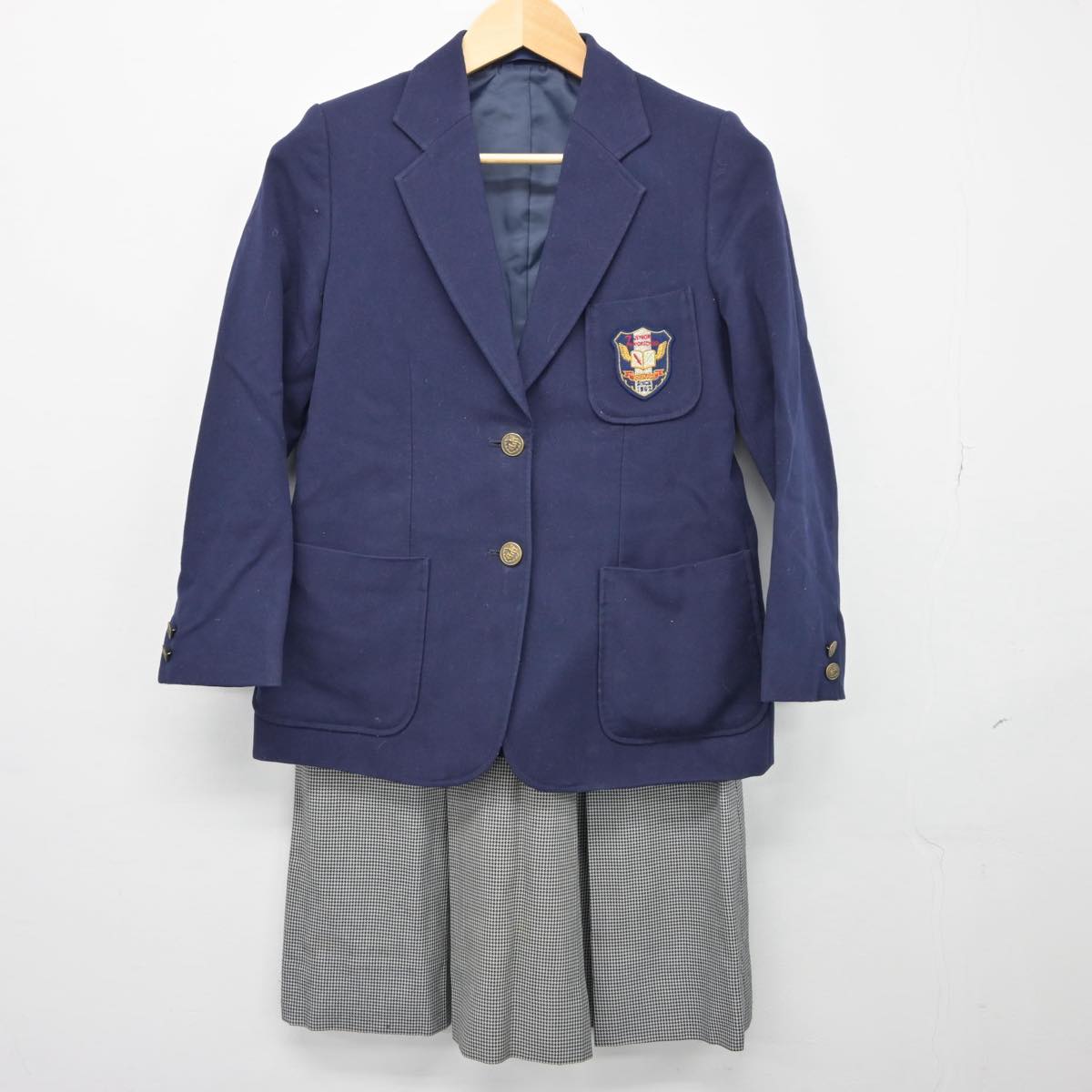 【中古】千葉県 市川第七中学校 女子制服 2点（ブレザー・スカート）sf025935