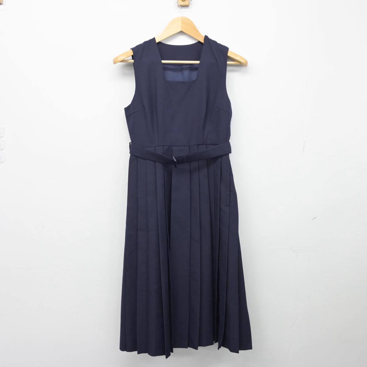 【中古】神奈川県 横浜平沼高等学校 女子制服 2点（ブレザー・ジャンパースカート）sf025963