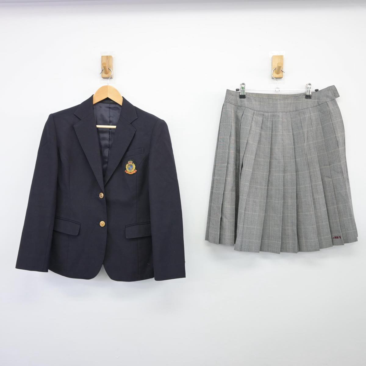 【中古】兵庫県 西宮南高等学校 女子制服 2点（ブレザー・スカート）sf026062