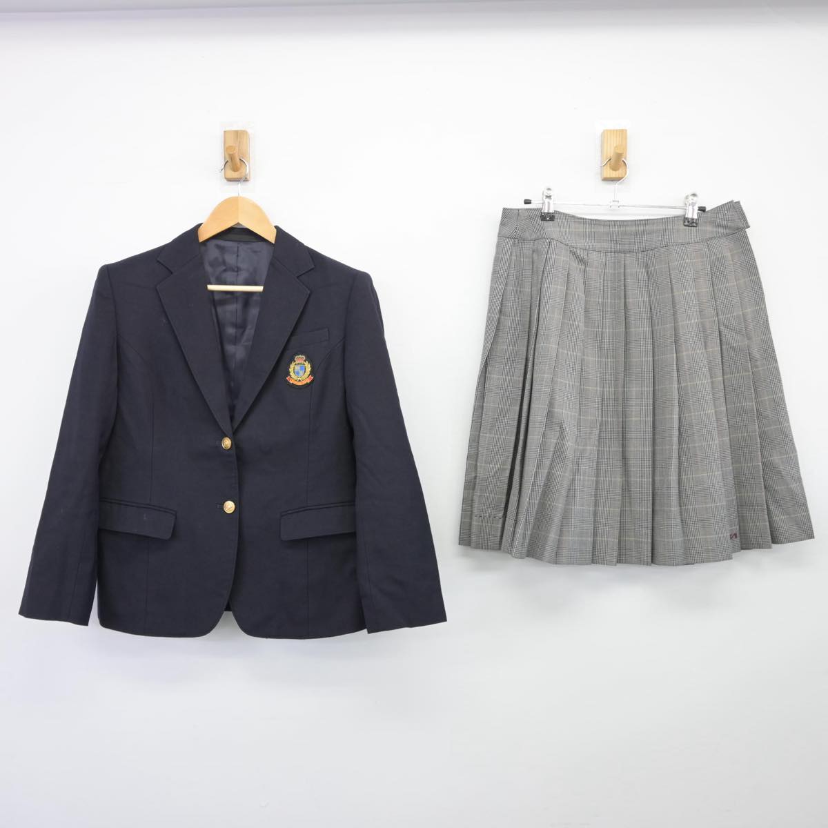 【中古】兵庫県 西宮南高等学校 女子制服 2点（ブレザー・スカート）sf026063