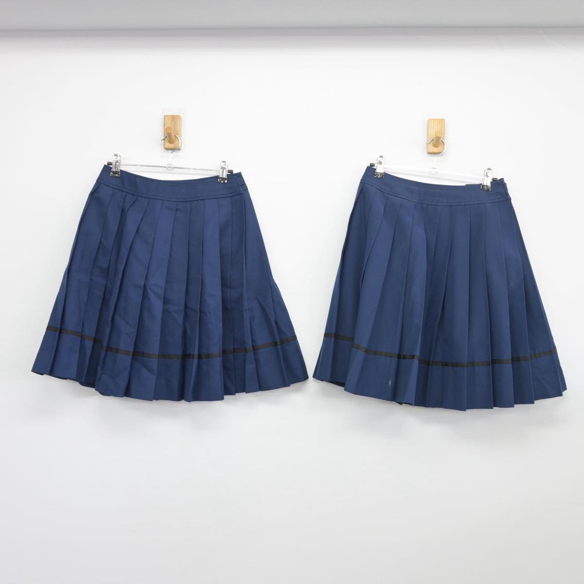 【中古】愛知県 東浦高等学校 女子制服 3点（セーラー服・スカート）sf026099