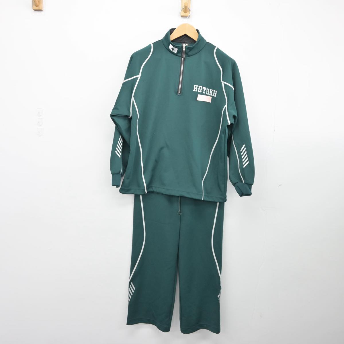 【中古】兵庫県 報徳学園高等学校 女子制服 2点（ジャージ 上・ジャージ 下）sf026224