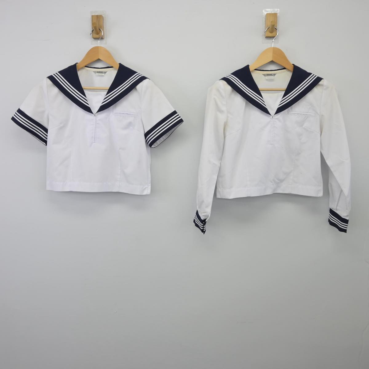 【中古】埼玉県 埼玉県立松山女子高等学校 女子制服 2点（セーラー服）sf026281