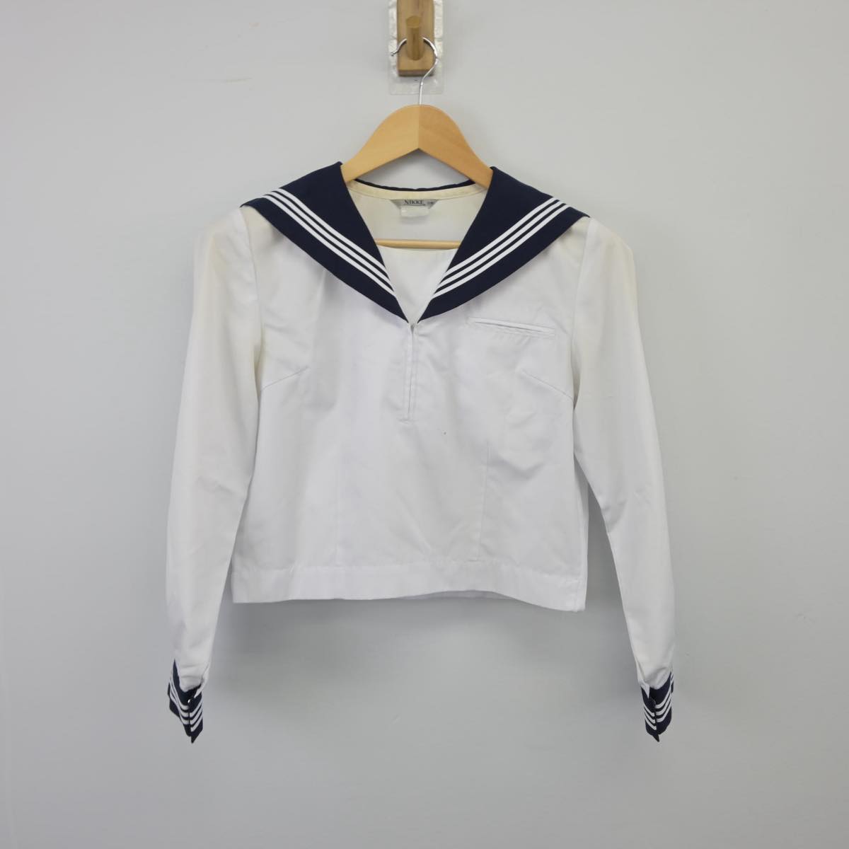 【中古】埼玉県 埼玉県立松山女子高等学校 女子制服 2点（セーラー服）sf026281