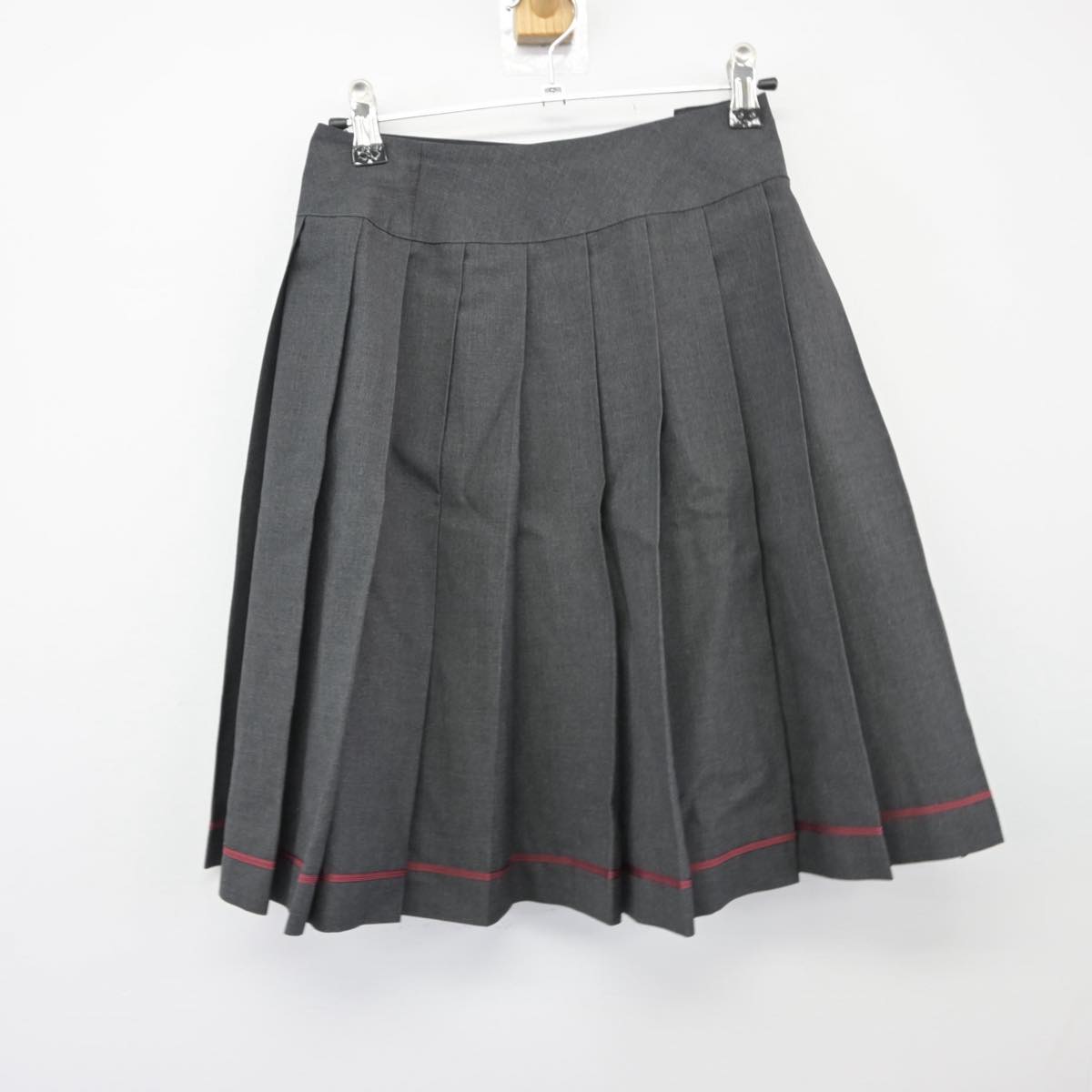 【中古】東京都 桜美林高等学校 女子制服 2点（ニットベスト・スカート）sf026296