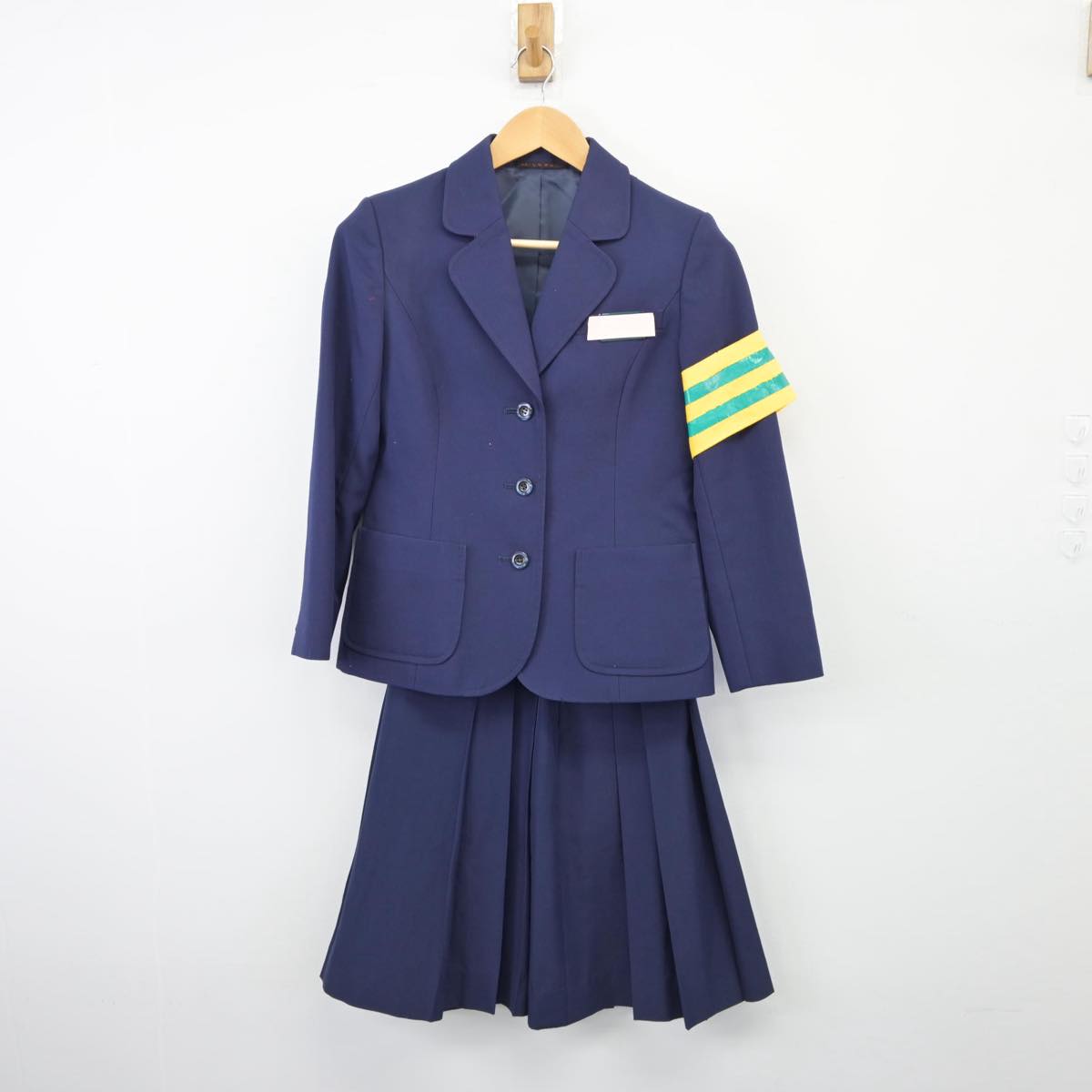 【中古】静岡県 函南町立東中学校 女子制服 5点（ブレザー・ベスト・スカート）sf026300