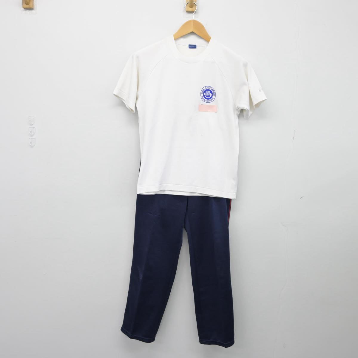 【中古】茨城県 下館南中学校 女子制服 2点（体操服 上・ジャージ 下）sf026306