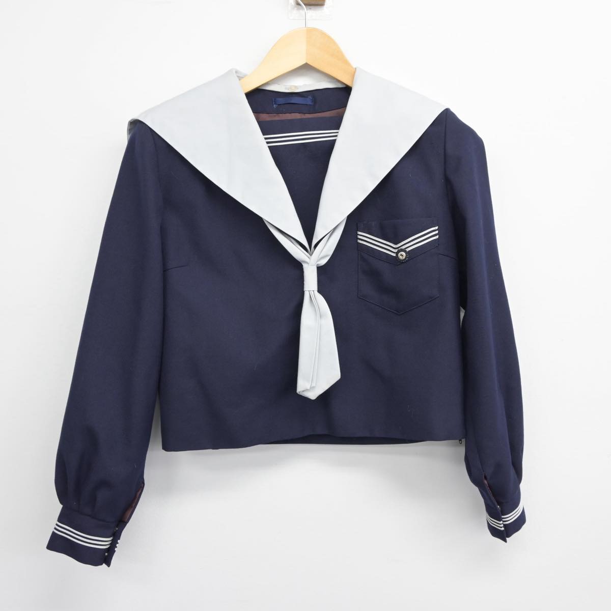 【中古】大阪府 都島中学校 女子制服 3点（セーラー服・スカート）sf026320