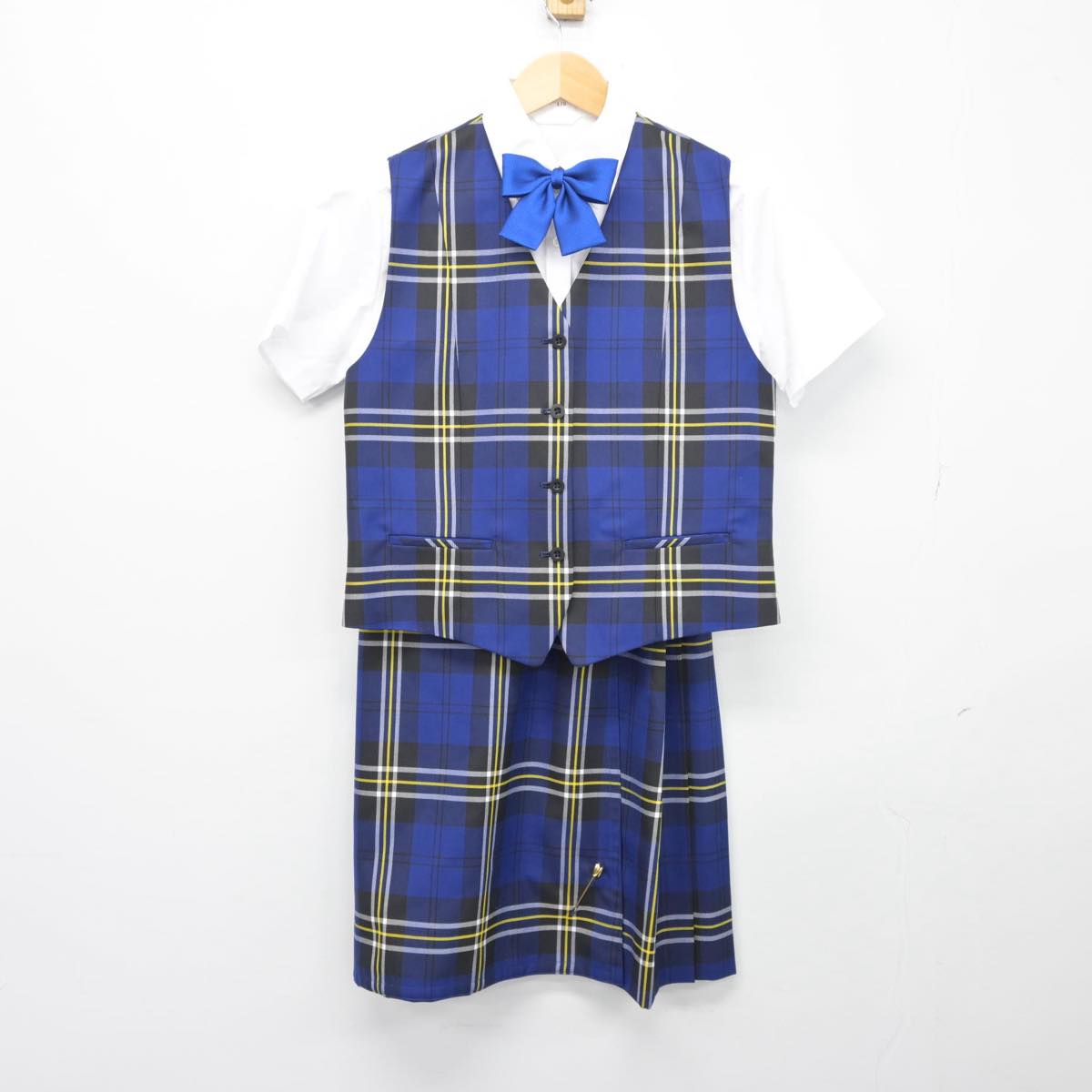 【中古】大阪府 リベラル堺中学校 女子制服 4点（ベスト・シャツ・スカート）sf026336