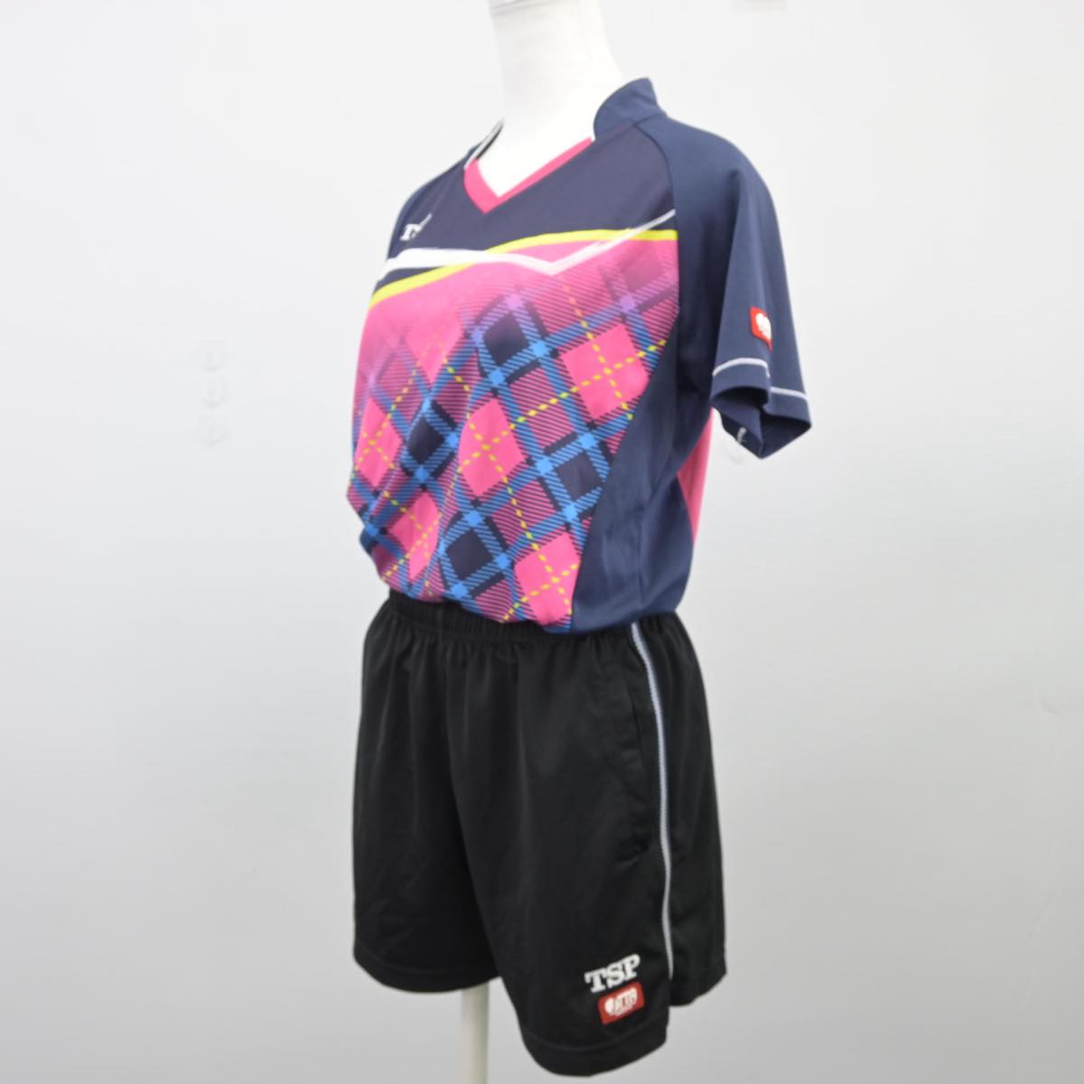 【中古】岡山県 操山中学校/卓球部ユニフォーム 女子制服 2点（部活ユニフォーム 上・部活ユニフォーム 下）sf026350