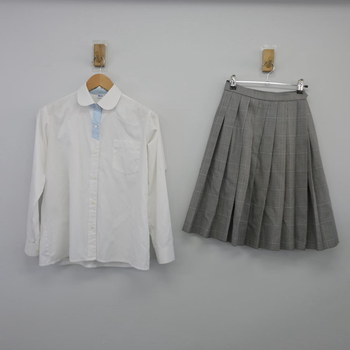 【中古】埼玉県 淑徳与野高等学校 女子制服 5点（ブレザー・シャツ・スカート）sf026352