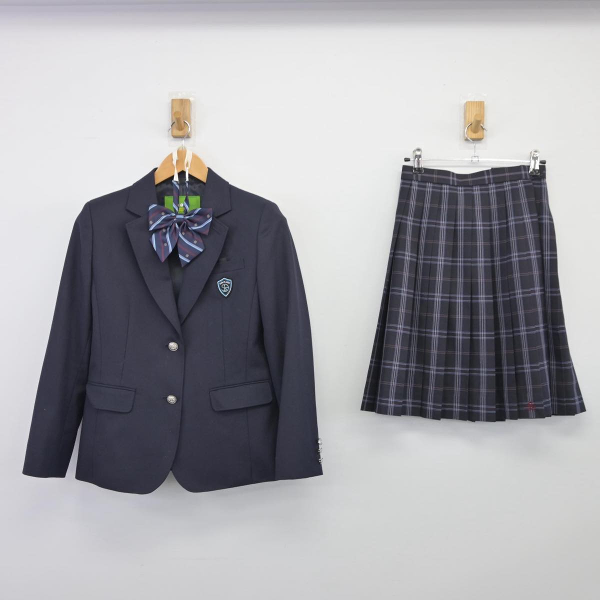 【中古】岡山県 精華学園高等学校岡山校 女子制服 3点（ブレザー・スカート）sf026353