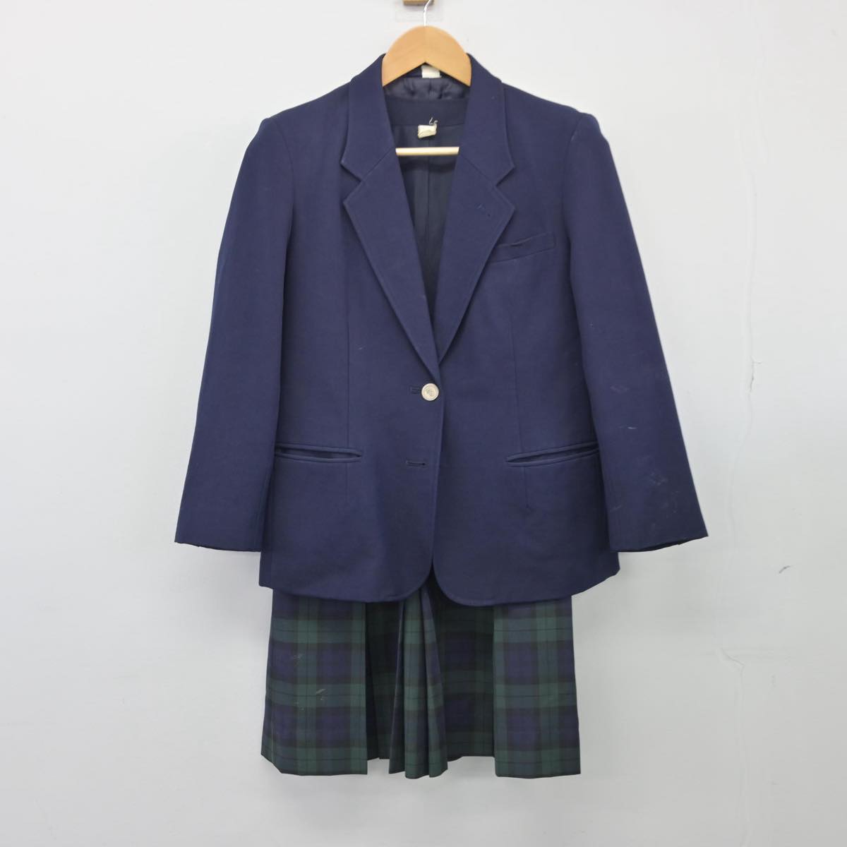 【中古】埼玉県 草加東高等学校 女子制服 4点（ブレザー・ベスト・スカート）sf026363