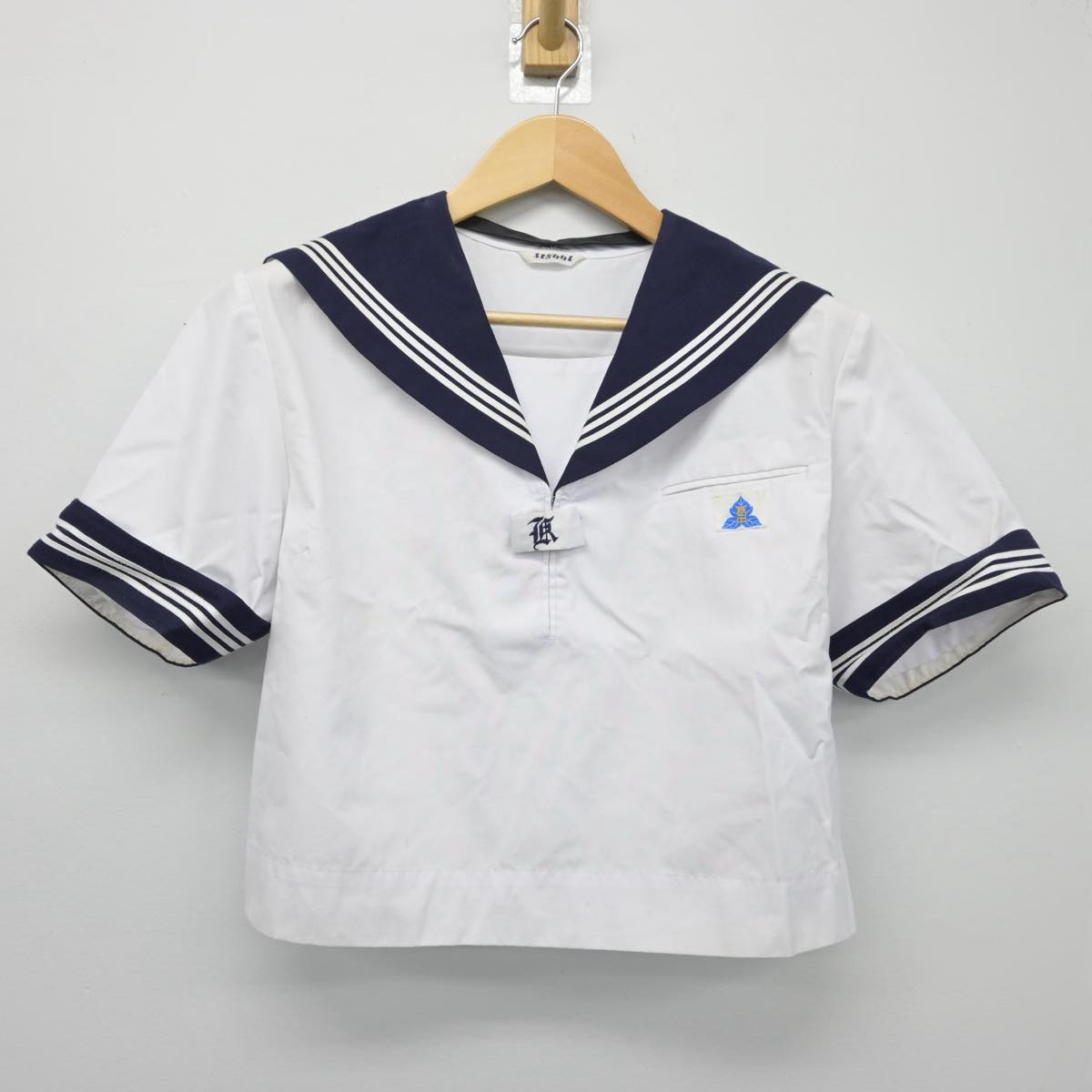 【中古】東京都 葛美中学校 女子制服 4点（セーラー服・スカート）sf026501