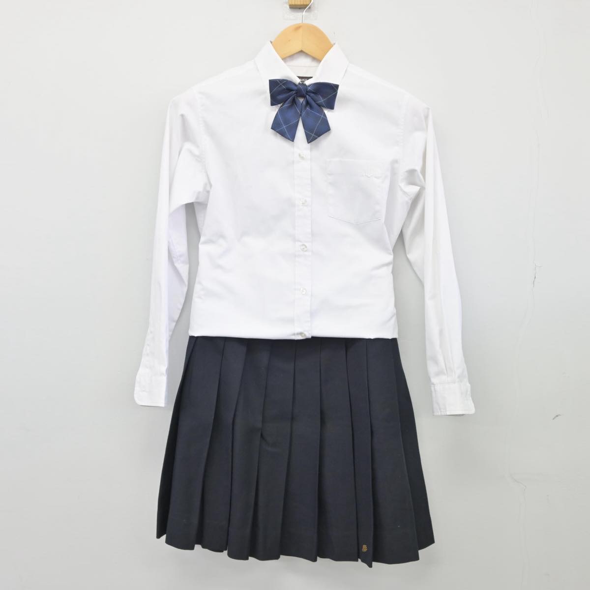 【中古】東京都 東京純心女子高等学校 女子制服 4点（ブレザー・シャツ・スカート）sf026568