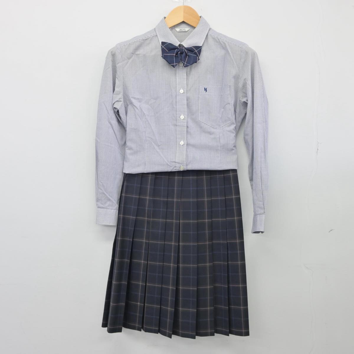 【中古】神奈川県 横浜清風高等学校 女子制服 4点（ブレザー・シャツ・スカート）sf026586