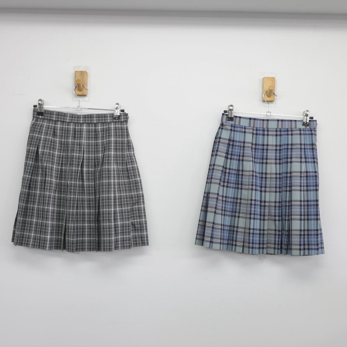 【中古】東京都 昭和高等学校 女子制服 2点（スカート）sf026619