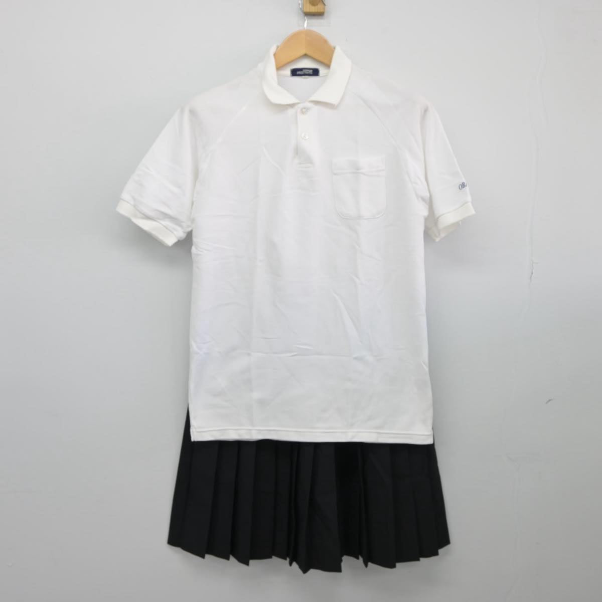 【中古】三重県 小俣中学校 女子制服 2点（シャツ・スカート）sf026703