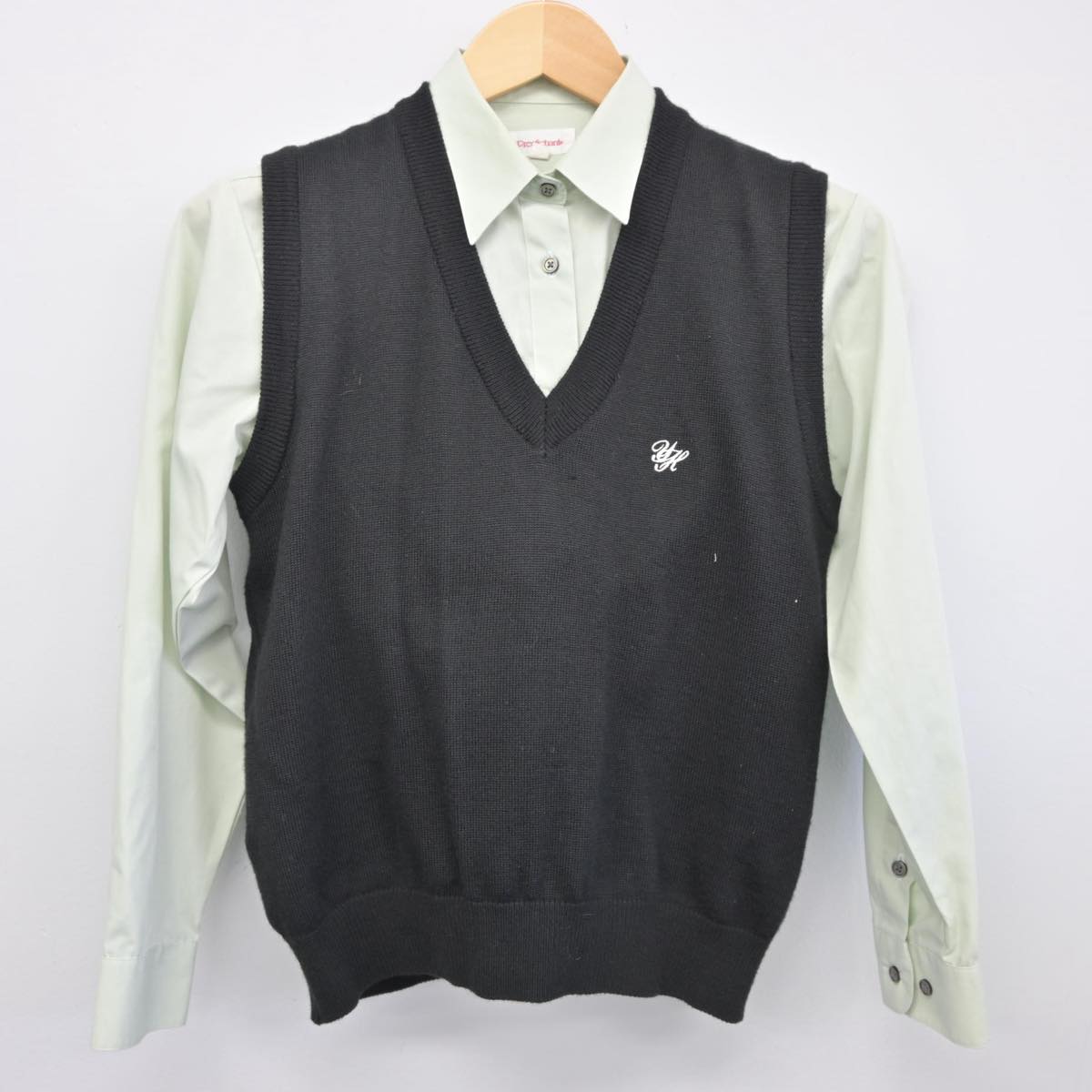 【中古】大分県 陽志館高等学校 女子制服 3点（シャツ・ニットベスト）sf026723