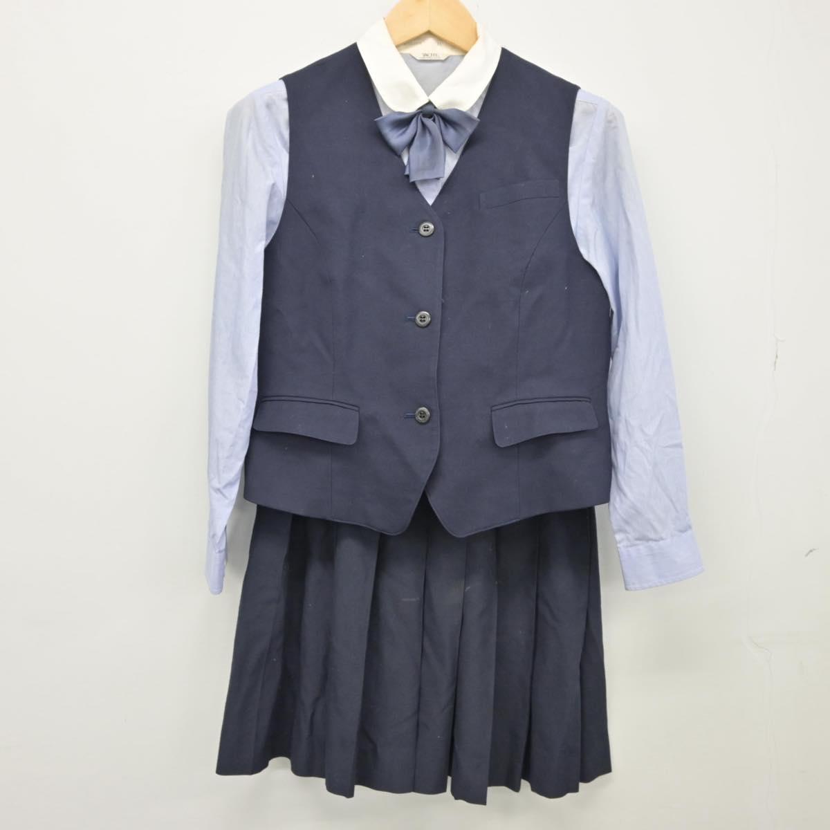 【中古】埼玉県 芸術総合高等学校 女子制服 5点（ブレザー・シャツ・ベスト・スカート）sf026802