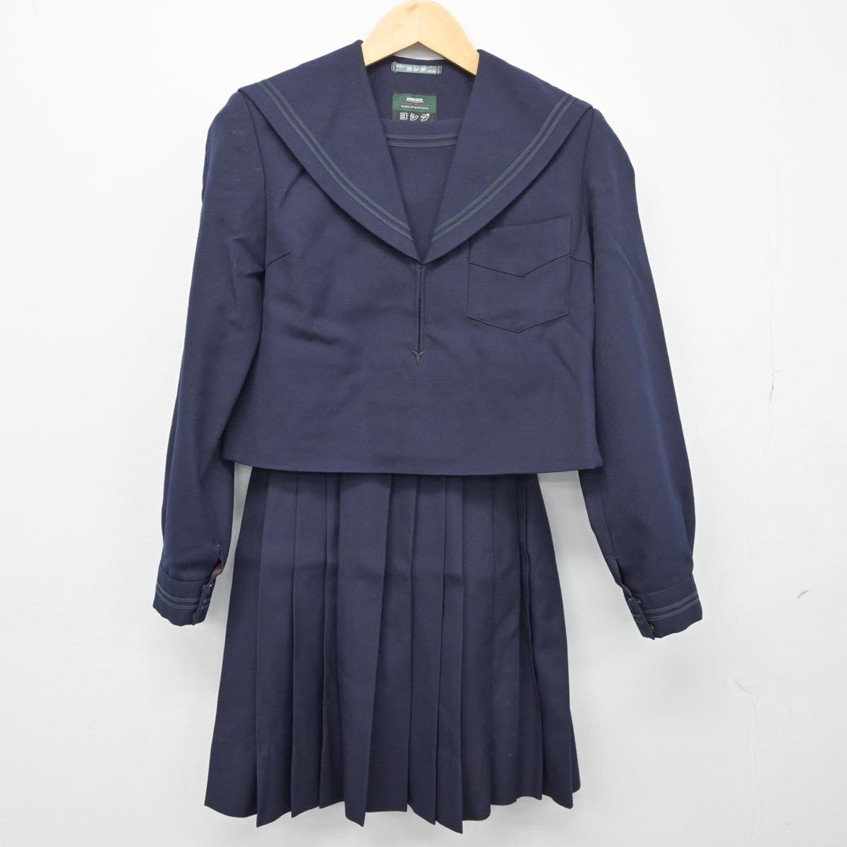 【中古】大阪府 松原第二中学校 女子制服 2点（セーラー服・スカート）sf026805