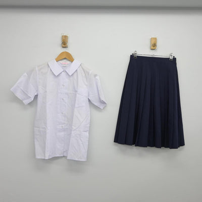 【中古】埼玉県 杉戸中学校 女子制服 2点（シャツ・スカート）sf026833