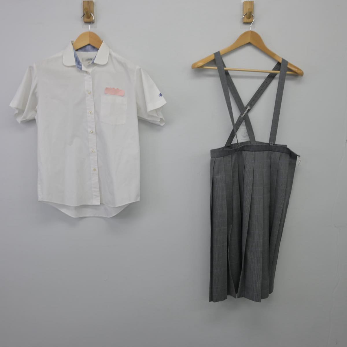 【中古】宮崎県 大淀中学校 女子制服 2点（シャツ・スカート）sf026904